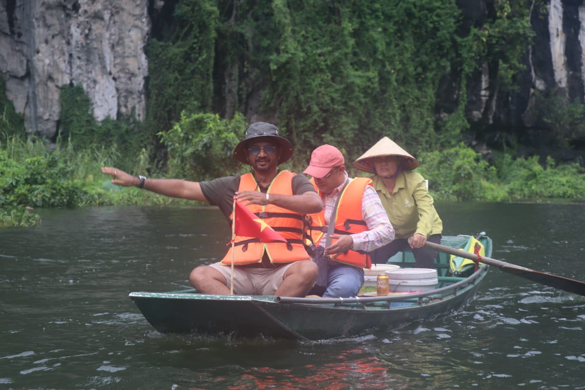 Vietnam business team outing
